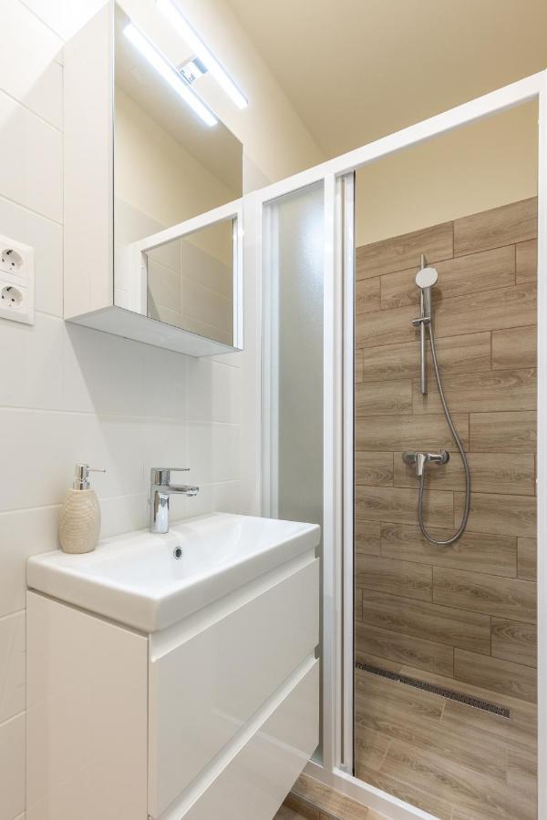 Comfort Zone Apartment Будапеща Екстериор снимка